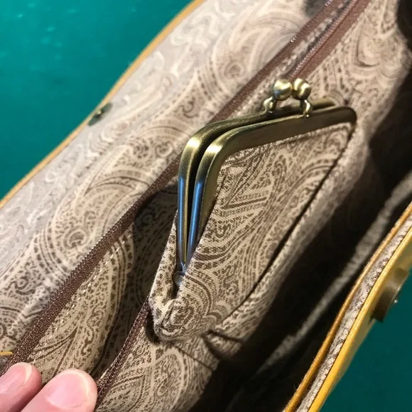 Authentic “Hobo” gold patent leather clutch purse/handbag is 100% New & unused - Picture 8 of 9